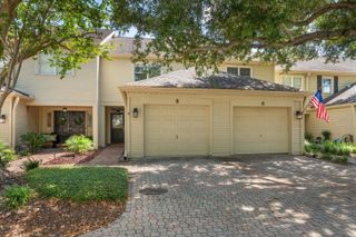 8 PELICAN PLACE 8, Belleair, FL 33756
