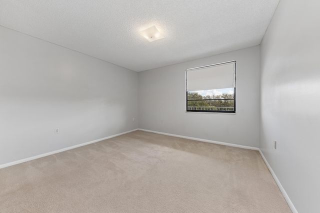 3507 Village Boulevard 402, West Palm Beach, FL 33409