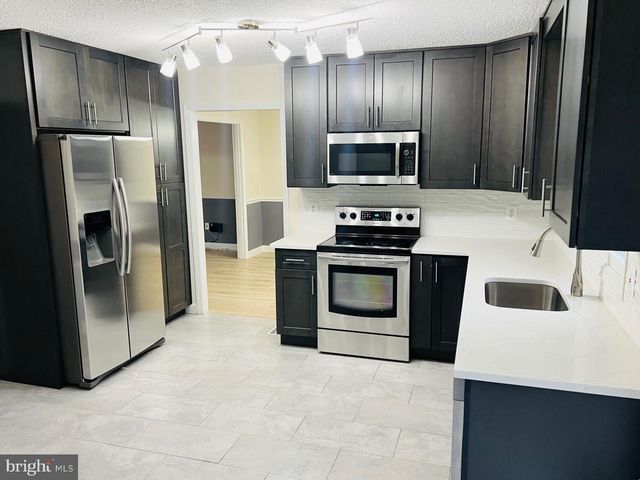 110 OAK VIEW DR SE, Leesburg, VA 20175