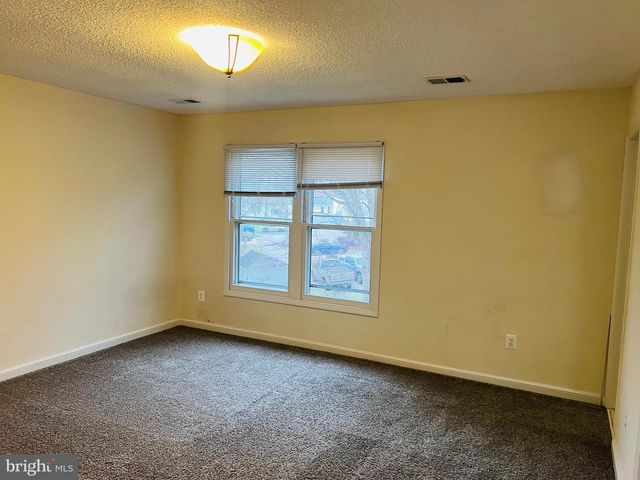 110 OAK VIEW DR SE, Leesburg, VA 20175