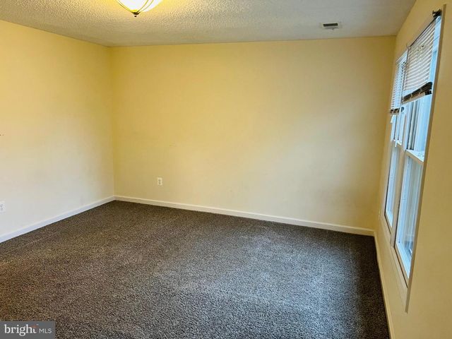 110 OAK VIEW DR SE, Leesburg, VA 20175