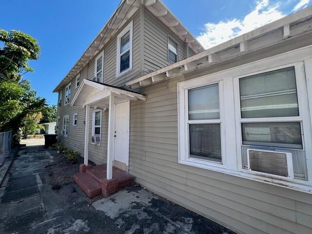 1331 Longwood Street, West Palm Beach, FL 33401
