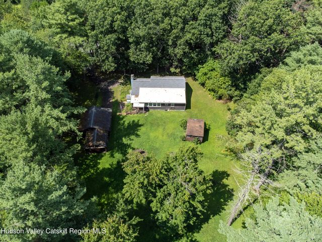 157 Falls Road, Hudson, NY 12534