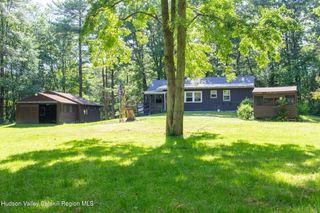 157 Falls Road, Hudson, NY 12534