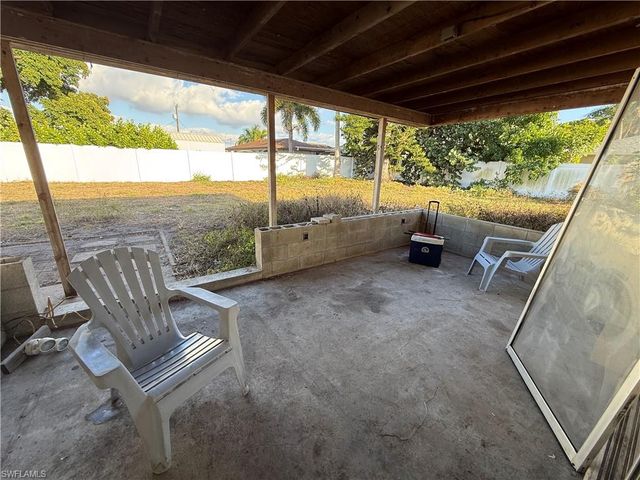 3713 SE 8th AVE, Cape Coral, FL 33904