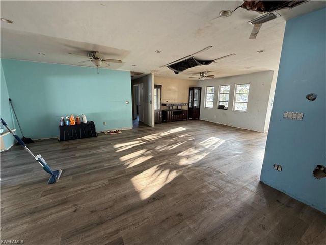 3713 SE 8th AVE, Cape Coral, FL 33904