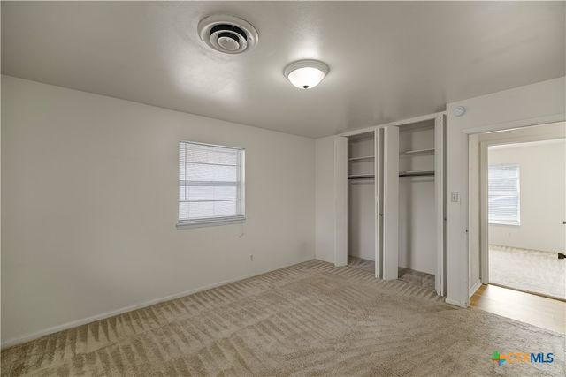 3104 Erwin Avenue, Victoria, TX 77901