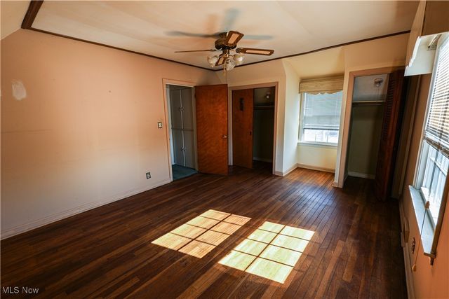 22 N Arlington Avenue, Niles, OH 44446