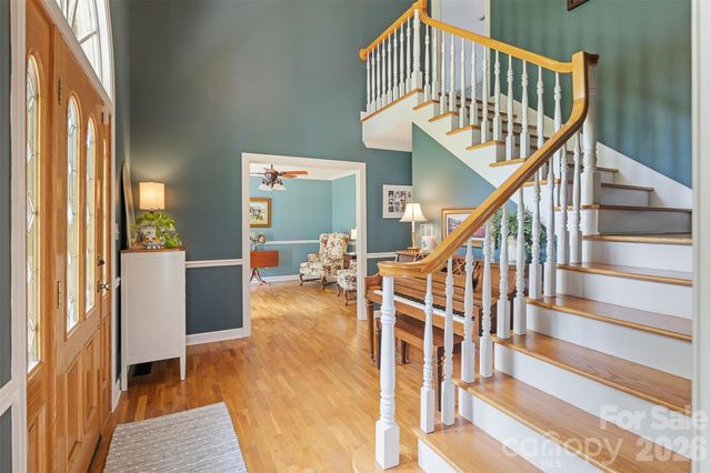 1413 Windemere Lane, Hickory, NC 28602