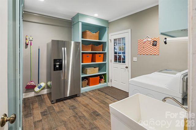 1413 Windemere Lane, Hickory, NC 28602