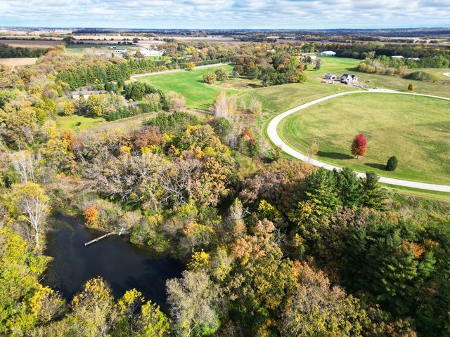 7609 Glacier Lakes Way, Richmond, IL 60071