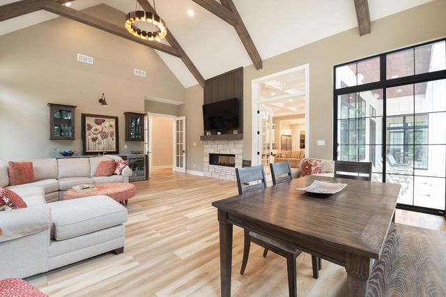 4779 N Pine Meadows LANE, Hartland, WI 53029