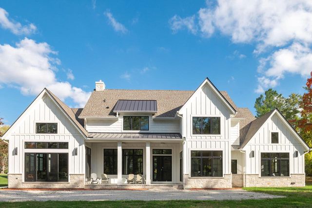 4779 N Pine Meadows LANE, Hartland, WI 53029