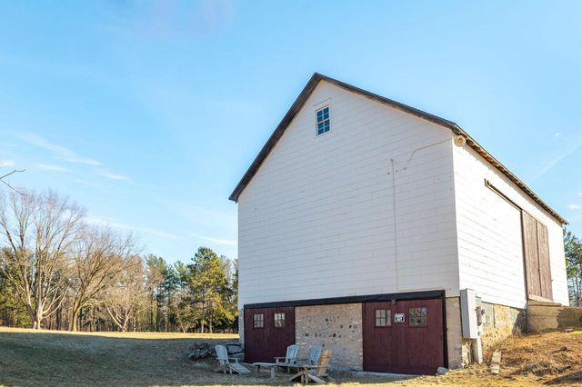 4779 N Pine Meadows LANE, Hartland, WI 53029