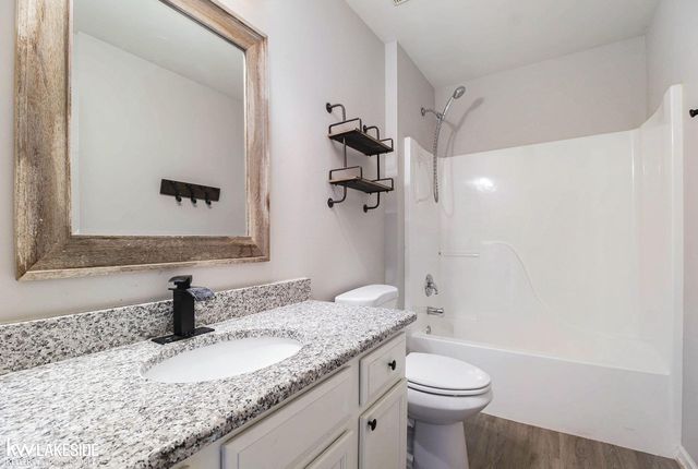 56546 Winding Creek Drive, Macomb Twp, MI 48042