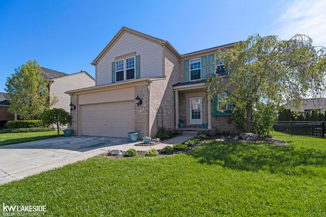 56546 Winding Creek Drive, Macomb Twp, MI 48042