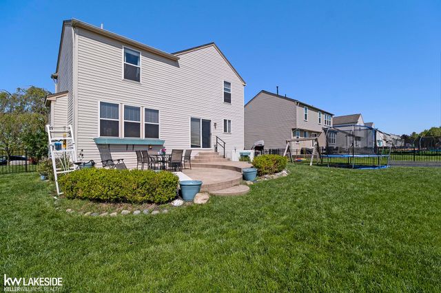 56546 Winding Creek Drive, Macomb Twp, MI 48042