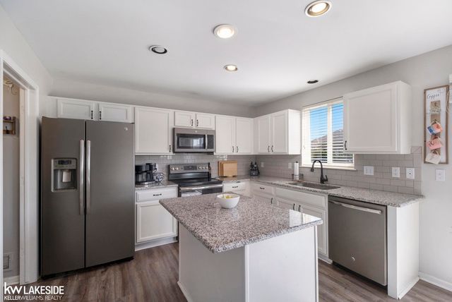 56546 Winding Creek Drive, Macomb Twp, MI 48042