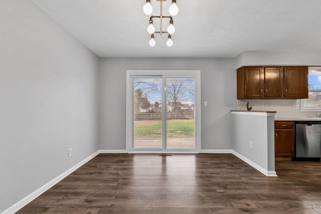 4877 Hayes Road, Groveport, OH 43125