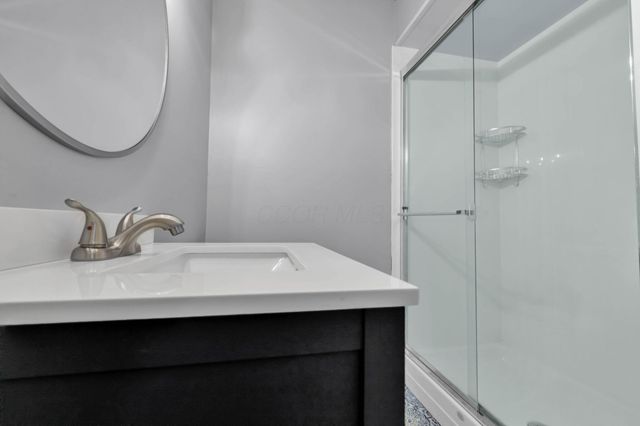 4877 Hayes Road, Groveport, OH 43125