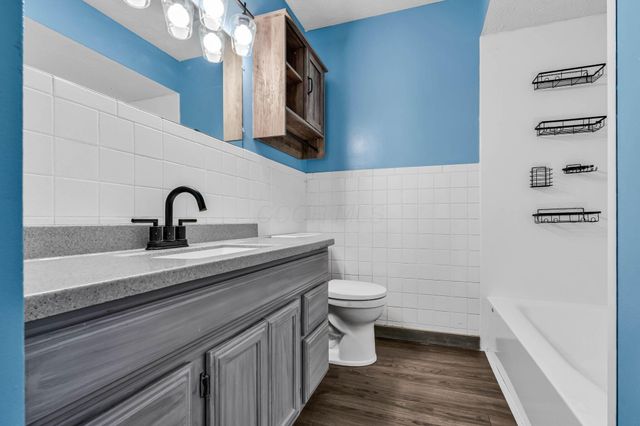 4877 Hayes Road, Groveport, OH 43125