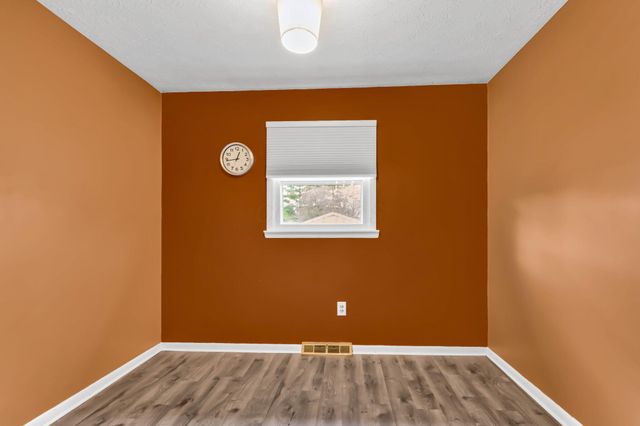 4877 Hayes Road, Groveport, OH 43125