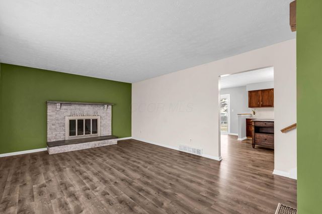 4877 Hayes Road, Groveport, OH 43125