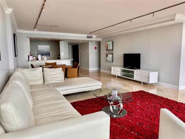 6423 Collins Ave 306, Miami Beach, FL 33141