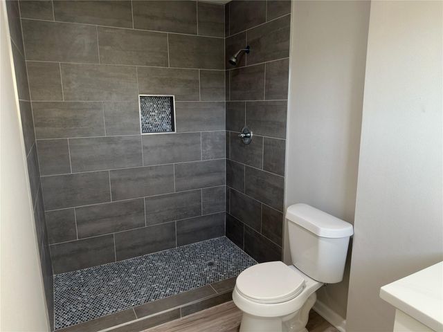 9935 Algiers Road B, Houston, TX 77041