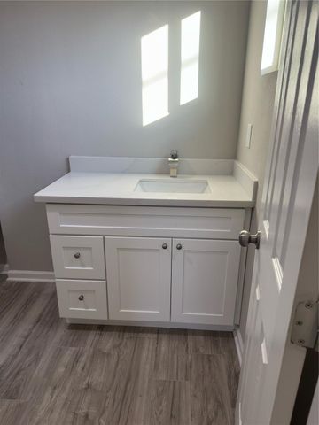 9935 Algiers Road B, Houston, TX 77041