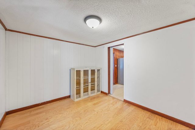 894 E Williams Avenue, Crestview, FL 32539