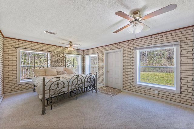 894 E Williams Avenue, Crestview, FL 32539