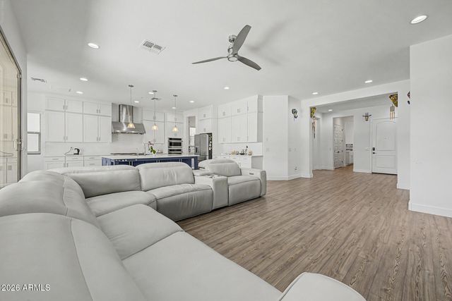 9707 E RIPPLE Drive, Mesa, AZ 85212
