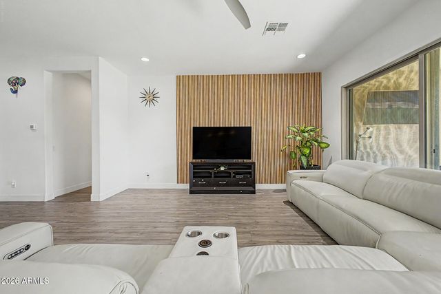 9707 E RIPPLE Drive, Mesa, AZ 85212