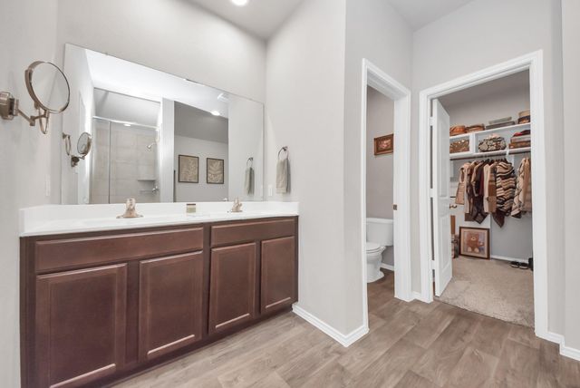 13869 Rock Island Trail, Conroe, TX 77384