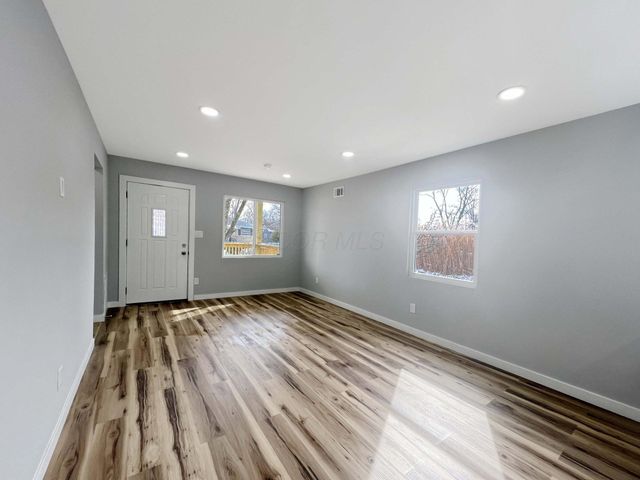 2897 Grasmere Avenue, Columbus, OH 43224