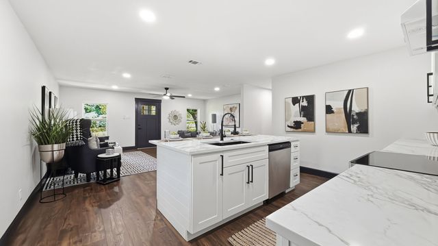 1225 Shannon Drive, Cleburne, TX 76031
