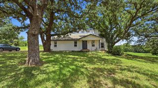 1225 Shannon Drive, Cleburne, TX 76031