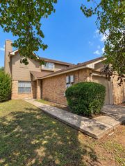 3518 Rollingway CV A, Round Rock, TX 78681