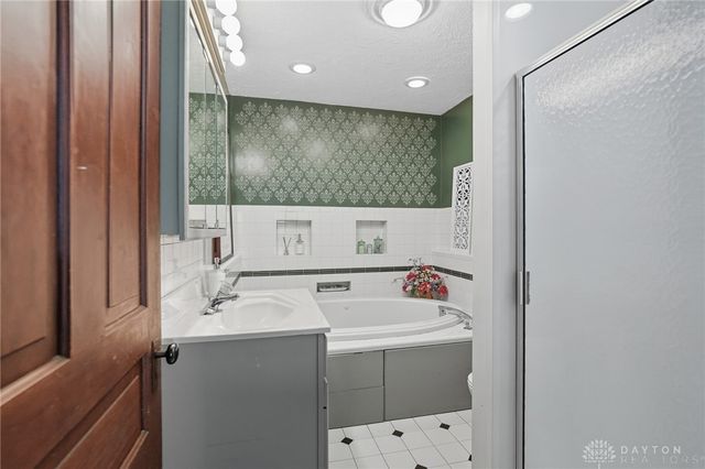 6345 S State Route 202, Tipp City, OH 45371