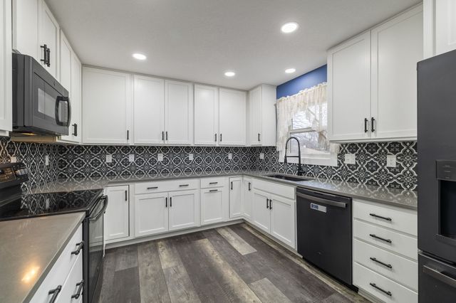 613 NW Beechwood Street, Ankeny, IA 50023