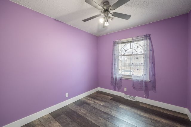 613 NW Beechwood Street, Ankeny, IA 50023