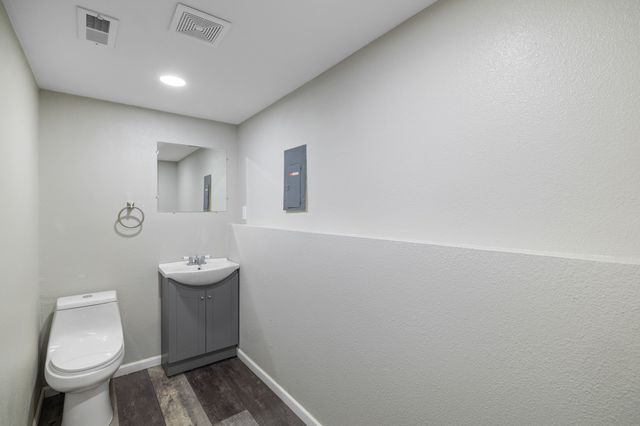 613 NW Beechwood Street, Ankeny, IA 50023