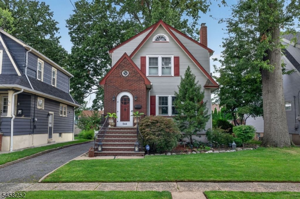 544 W Meadow Ave, Rahway City, NJ 07065 — exterior
