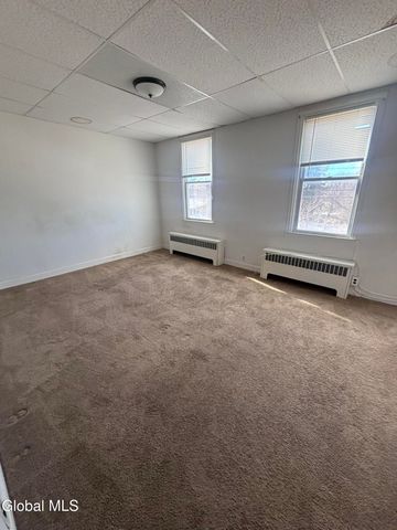 250 East Street, Rensselaer, NY 12144