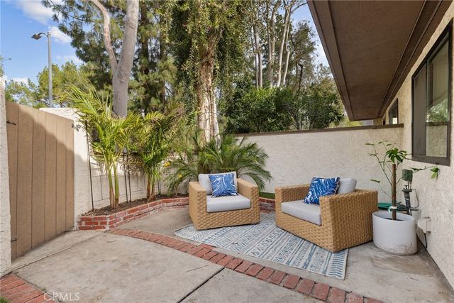 21500 Califa Street 184, Woodland Hills, CA 91367