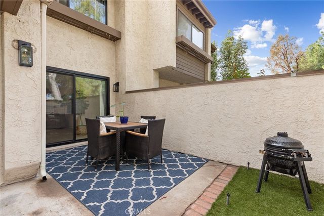 21500 Califa Street 184, Woodland Hills, CA 91367