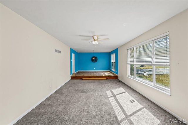 5967 Town And Country Lane, House Springs, MO 63051