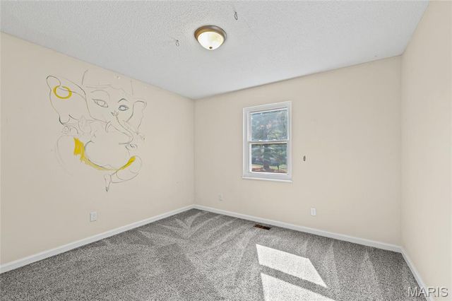 5967 Town And Country Lane, House Springs, MO 63051