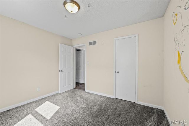 5967 Town And Country Lane, House Springs, MO 63051